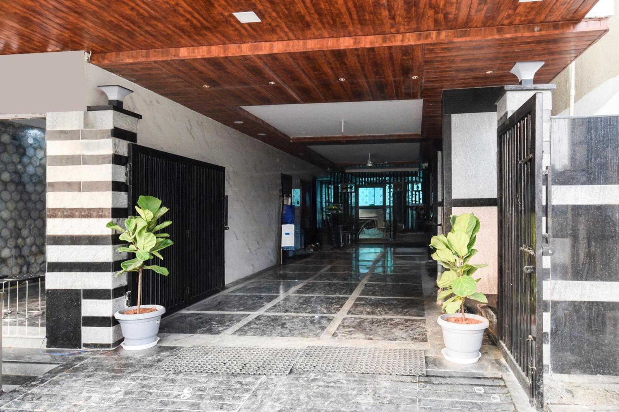 Super Collection O Gachibowli Phase - 1 Near Isb Hotel Bagian luar foto