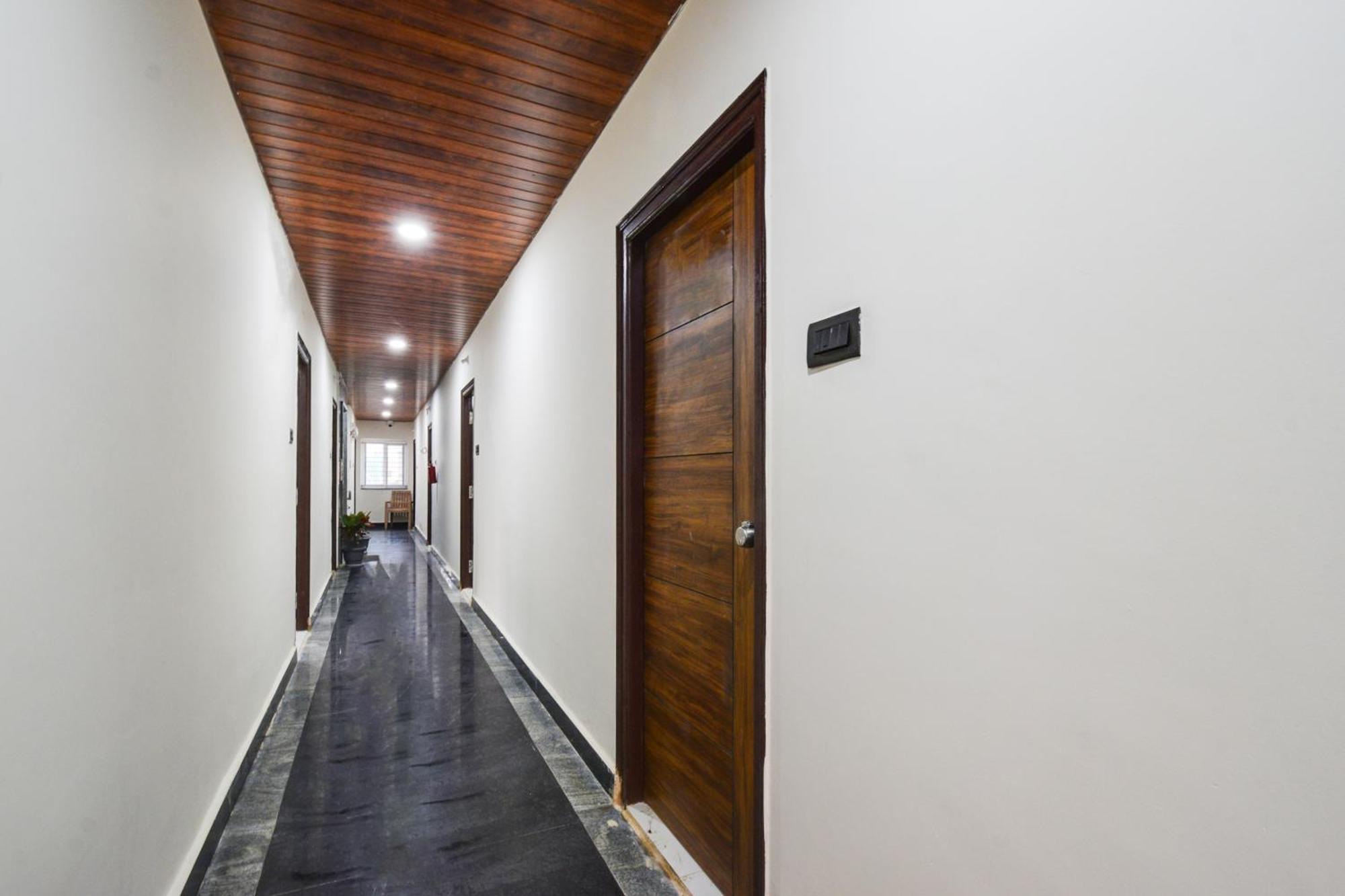 Super Collection O Gachibowli Phase - 1 Near Isb Hotel Bagian luar foto